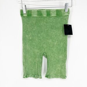 NWT LA Luxe‎ Ribbed Acid Wash Bike Shorts L Green